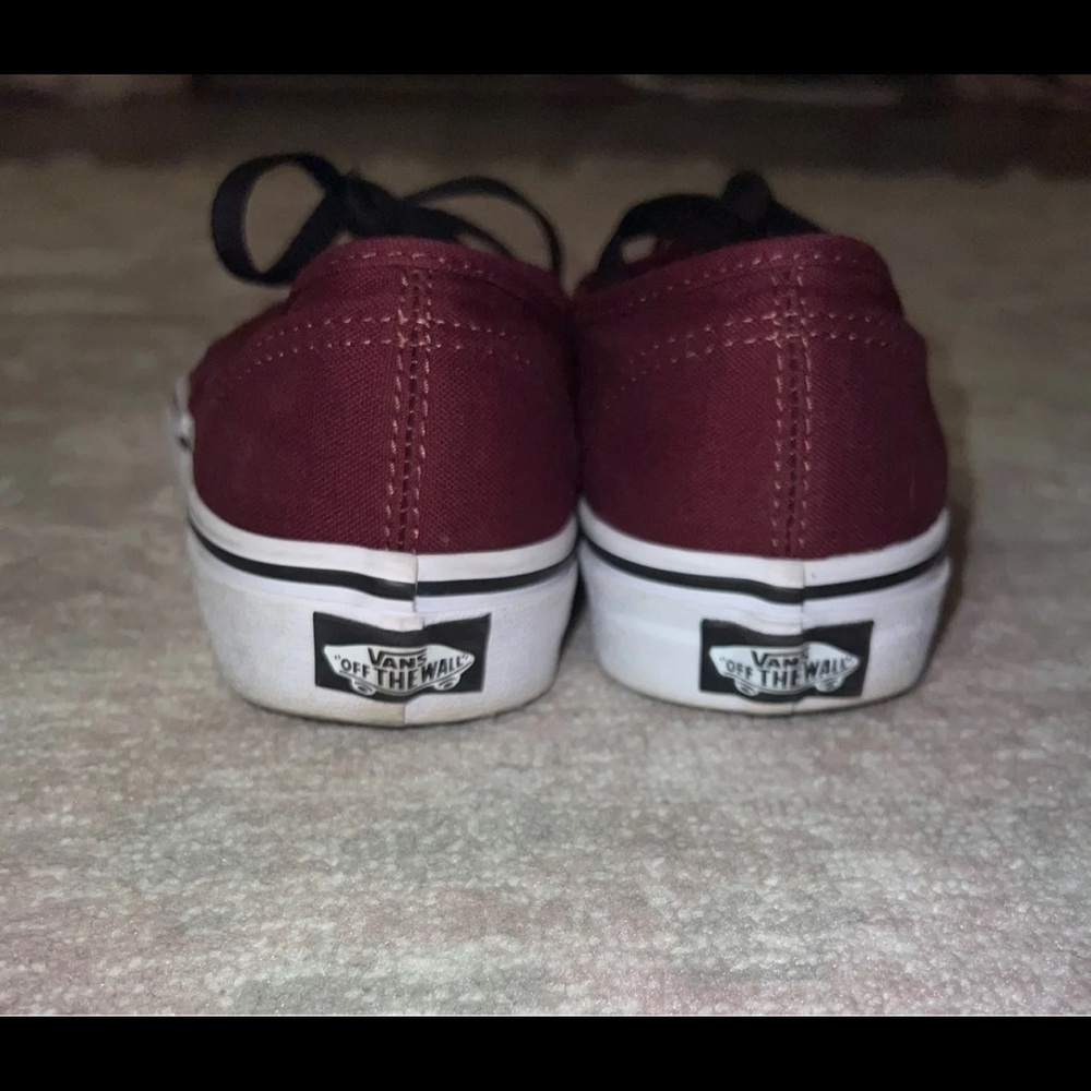 Vans - Picture 4 of 4